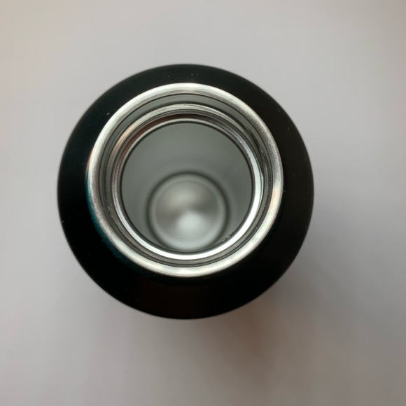 Starbucks Green & Black Gradient Vacuum-Insulated Stainless Steel Water Bottle! - Picture 5 of 7